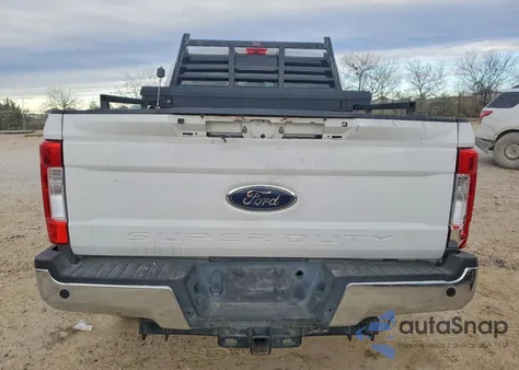 2019 Ford F250 Super Duty z USA, uszkodzony, nr VIN 1FT7W2BT7KEE96677